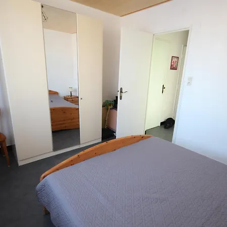 2 Pieces, Au 1er Etage Pour 2 A 4 Couchages, Proche Commerces Et 200m De Lxrh9 Portiragnes